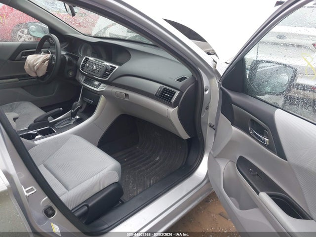 44502368 :رقم المزاد ، 1HGCR2F31FA198947 vin ، 2015 Honda Accord Lx مزاد بيع