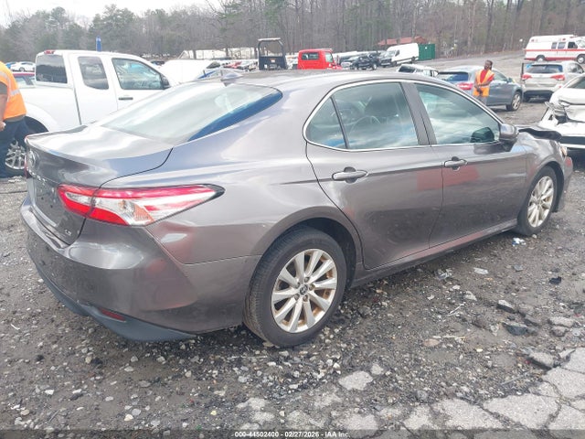 2020 TOYOTA CAMRY 4T1C11AK1LU385139 Photo 3