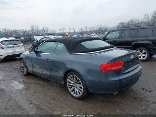 2011 AUDI A5 WAULFAFHXBN020841 Photo 2