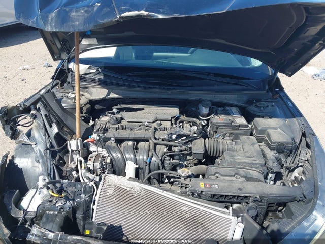 KMHLM4AG2MU102723 Hyundai ELANTRA SEL
