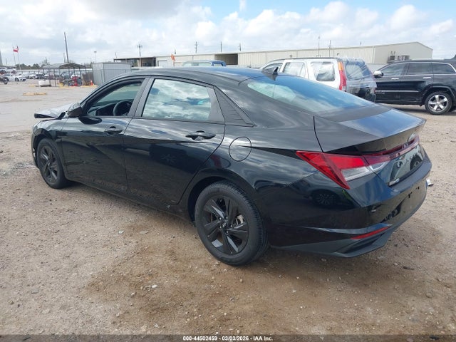 KMHLM4AG2MU102723 Hyundai ELANTRA SEL