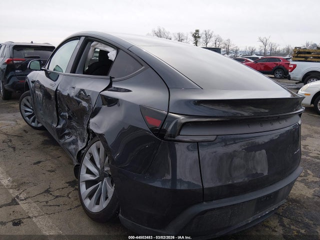 2026 Tesla Model Y Long Range Launch Series/premium All-wheel Drive მანქანა იყიდება აუქციონზე, vin: 7SAYGDEE0TA498359, აუქციონის ნომერი: 44502483
