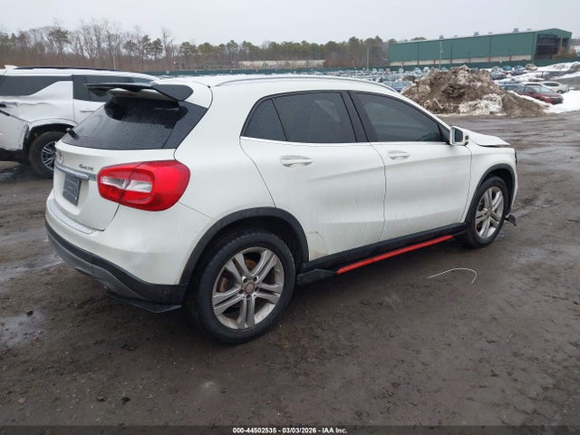 44502535 :رقم المزاد ، WDCTG4GB4HJ333387 vin ، 2017 Mercedes-benz Gla 250 4matic مزاد بيع