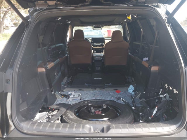 5TDADAB53SS017043 Toyota Grand Highlander Hybrid Platinum Max