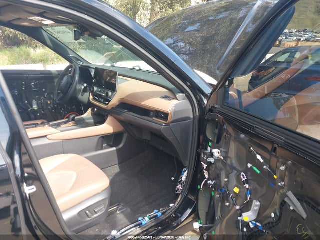 5TDADAB53SS017043 Toyota Grand Highlander Hybrid Platinum Max