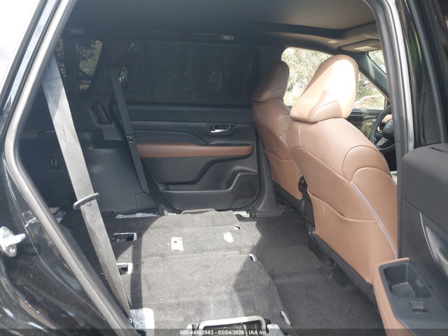 5TDADAB53SS017043 Toyota Grand Highlander Hybrid Platinum Max