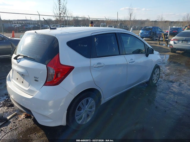 2018 NISSAN VERSA NOTE 3N1CE2CP4JL360186 Photo 3