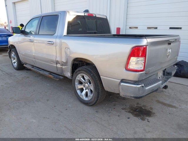 2022 RAM 1500 1C6RRFFG0NN308114 Photo 2