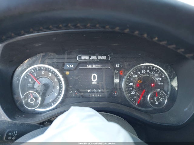 2022 RAM 1500 1C6RRFFG0NN308114 Photo 6