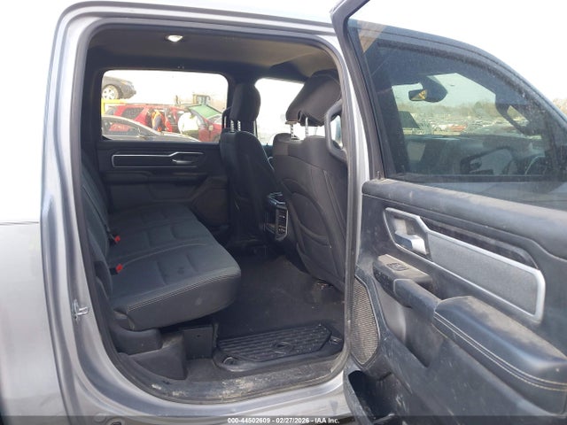 2022 RAM 1500 1C6RRFFG0NN308114 Photo 7