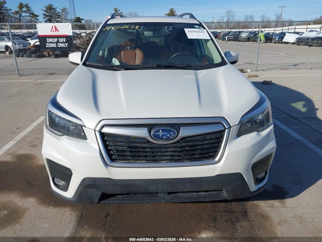 2021 Subaru Forester Premium მანქანა იყიდება აუქციონზე, vin: JF2SKAJC2MH417579, აუქციონის ნომერი: 44502643