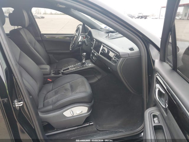 Porsche Macan 2020 WP1AA2A58LLB11825 Image 5