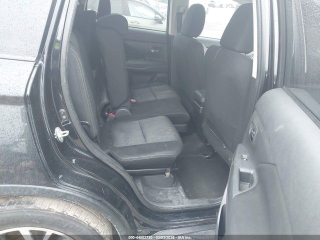 2018 MITSUBISHI OUTLANDER JA4AD3A32JZ055818 Photo 7