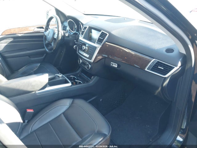 2015 Mercedes-benz Ml 350 4matic მანქანა იყიდება აუქციონზე, vin: 4JGDA5HB8FA477517, აუქციონის ნომერი: 44502721