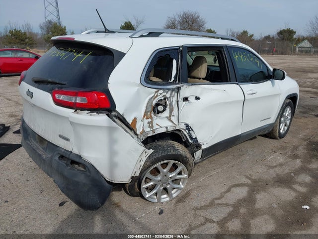 44502741 :رقم المزاد ، 1C4PJLCB0FW671412 vin ، 2015 Jeep Cherokee Latitude مزاد بيع