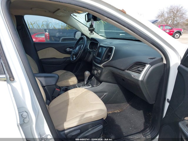 44502741 :رقم المزاد ، 1C4PJLCB0FW671412 vin ، 2015 Jeep Cherokee Latitude مزاد بيع