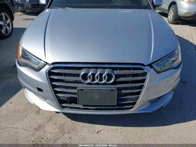 2016 AUDI A3 WAUA7GFF9G1052992 Photo 5