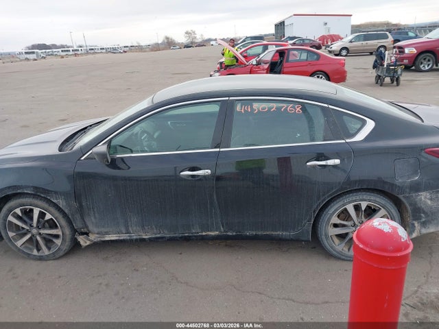1N4AL3AP7HN337827 Nissan Altima 2.5 Sr