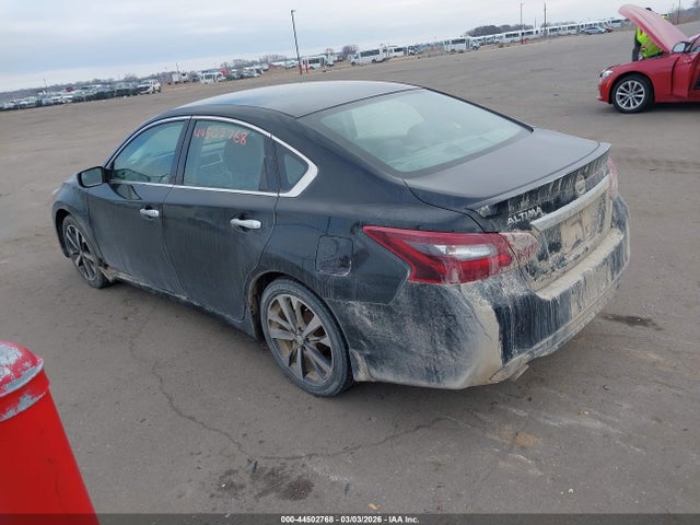 1N4AL3AP7HN337827 Nissan Altima 2.5 Sr