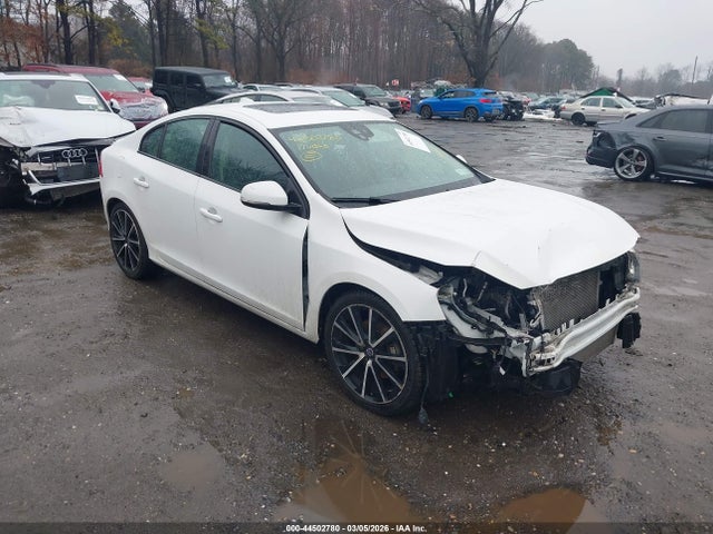 2017 VOLVO S60 YV140MTL7H2429046