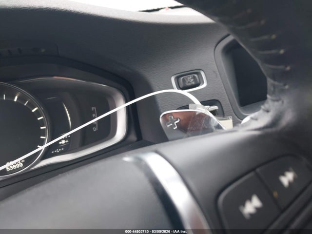 2017 VOLVO S60 YV140MTL7H2429046 Photo 10