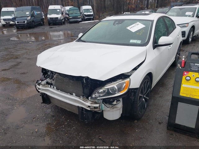 2017 VOLVO S60 YV140MTL7H2429046 Photo 5