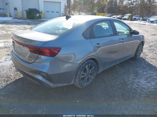 44502779 :رقم المزاد ، 3KPF24ADXPE588276 vin ، 2023 Kia Forte Lxs مزاد بيع