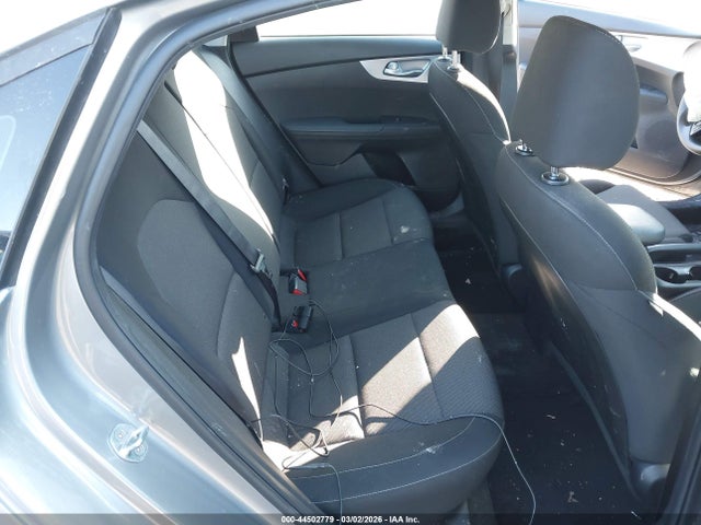 44502779 :رقم المزاد ، 3KPF24ADXPE588276 vin ، 2023 Kia Forte Lxs مزاد بيع