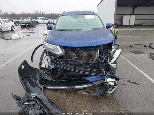 2019 Nissan Rogue Sl მანქანა იყიდება აუქციონზე, vin: 5N1AT2MT9KC745788, აუქციონის ნომერი: 44502794