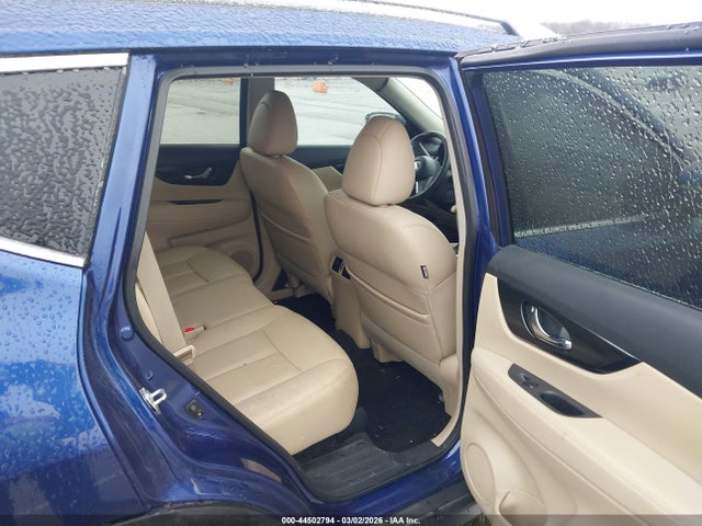 2019 Nissan Rogue Sl მანქანა იყიდება აუქციონზე, vin: 5N1AT2MT9KC745788, აუქციონის ნომერი: 44502794