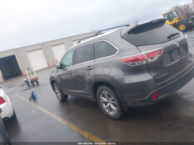 Toyota Highlander Xle V6 2015 5TDJKRFH9FS170895 Image 14