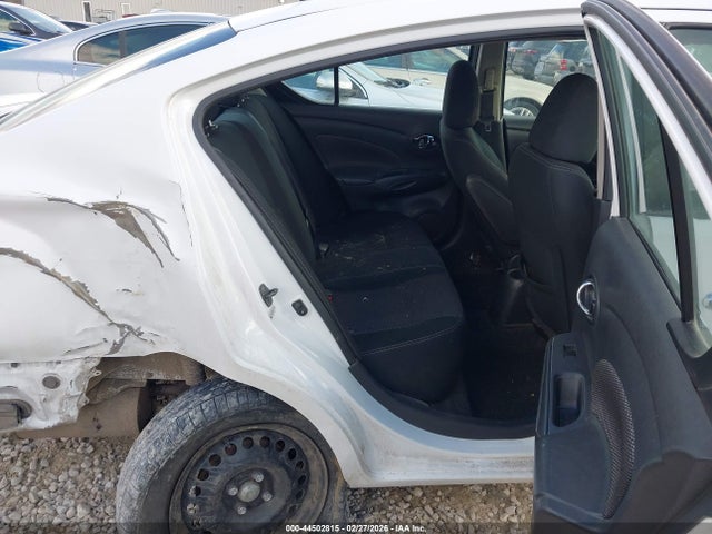 2019 NISSAN VERSA 3N1CN7AP1KL869105 Photo 7