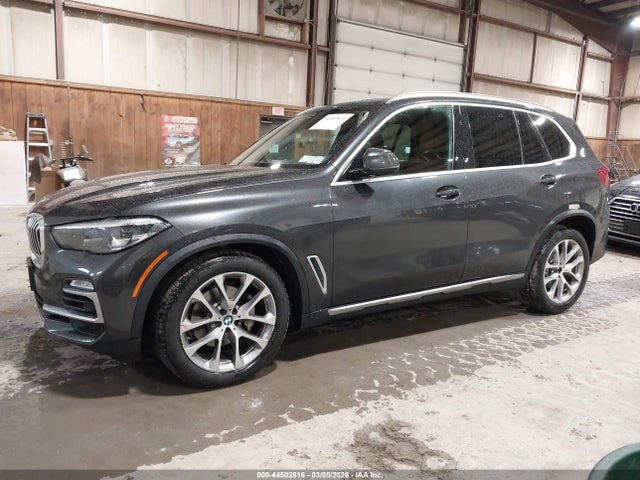 2019 BMW X5 5UXCR6C55KLL40659 Photo 1