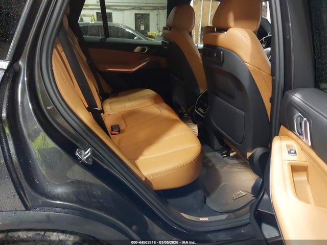 2019 BMW X5 5UXCR6C55KLL40659 Photo 7