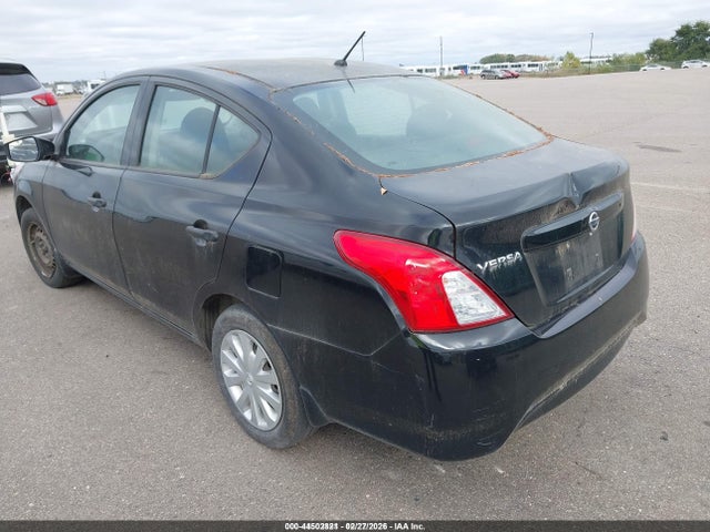 44502821 :رقم المزاد ، 3N1CN7AP9GL856674 vin ، 2016 Nissan Versa 1.6 S مزاد بيع