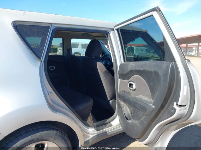 KNDJN2A25G7822456 KIA Soul