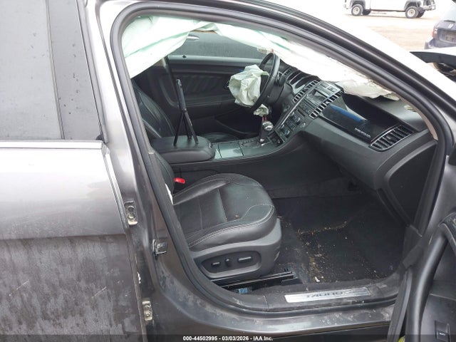 44502995 :رقم المزاد ، 1FAHP2FW9BG122295 vin ، 2011 Ford Taurus Limited مزاد بيع