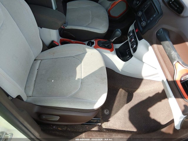 2017 Jeep Renegade Latitude Fwd მანქანა იყიდება აუქციონზე, vin: ZACCJABB1HPE53760, აუქციონის ნომერი: 44503008