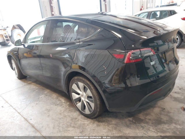 2021 TESLA MODEL Y 5YJYGDEE9MF078391 Photo 2