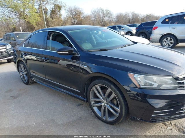 1VWDT7A39HC062076 Volkswagen Passat 1.8t R-line