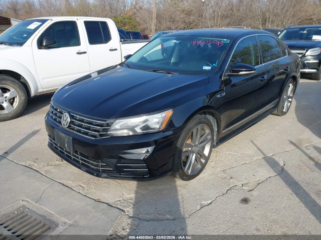 1VWDT7A39HC062076 Volkswagen Passat 1.8t R-line