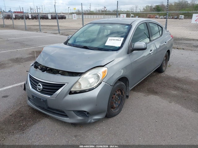 3N1CN7AP9EK451479 Nissan Versa 1.6 Sv