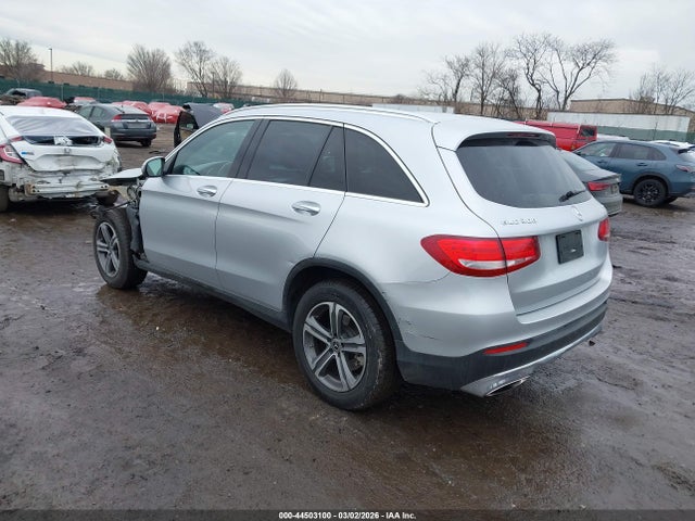 2018 MERCEDES-BENZ GLC 300 WDC0G4KB6JV099620 Photo 2