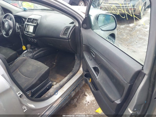 2015 MITSUBISHI OUTLANDER SPORT 4A4AR4AU8FE019757 Photo 4