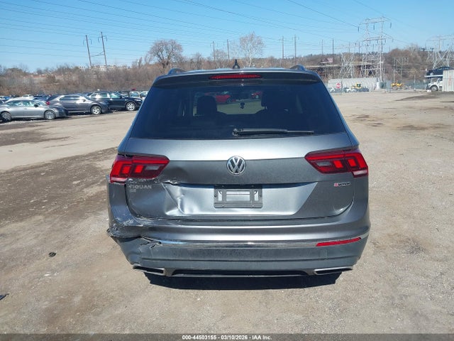 3VV2B7AX7LM057015 Volkswagen Tiguan 2.0t Se/2.0t Se R-line Black/2.0t Sel