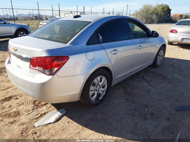 1G1PA5SH1F7100080 Chevrolet Cruze Ls Auto