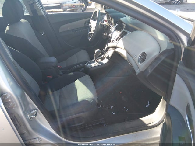 1G1PA5SH1F7100080 Chevrolet Cruze Ls Auto