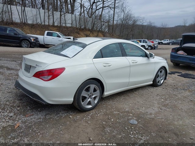 2018 MERCEDES-BENZ CLA 250 WDDSJ4GB4JN571134 Photo 3
