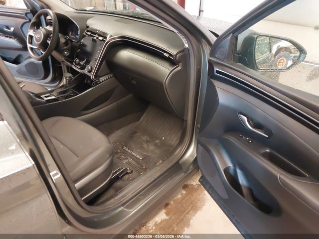 Продажа на аукционе авто 2022 Hyundai Tucson Se, vin: 5NMJACAE0NH025064, номер лота: 44503236