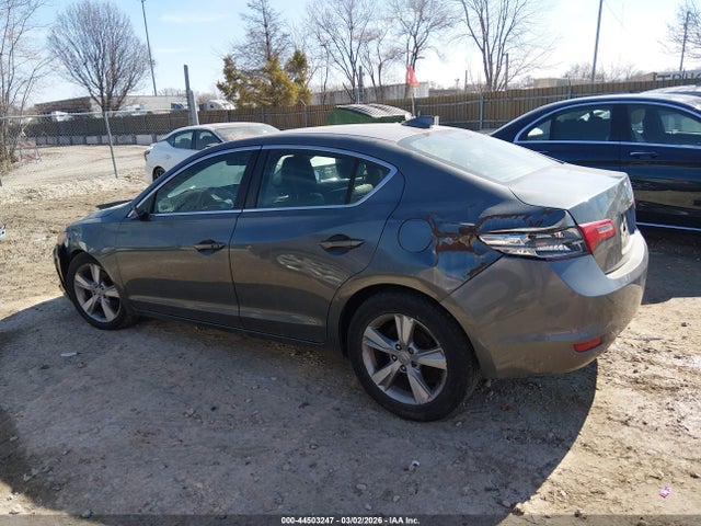 44503247 :رقم المزاد ، 19VDE1F59DE017073 vin ، 2013 Acura Ilx 2.0l مزاد بيع
